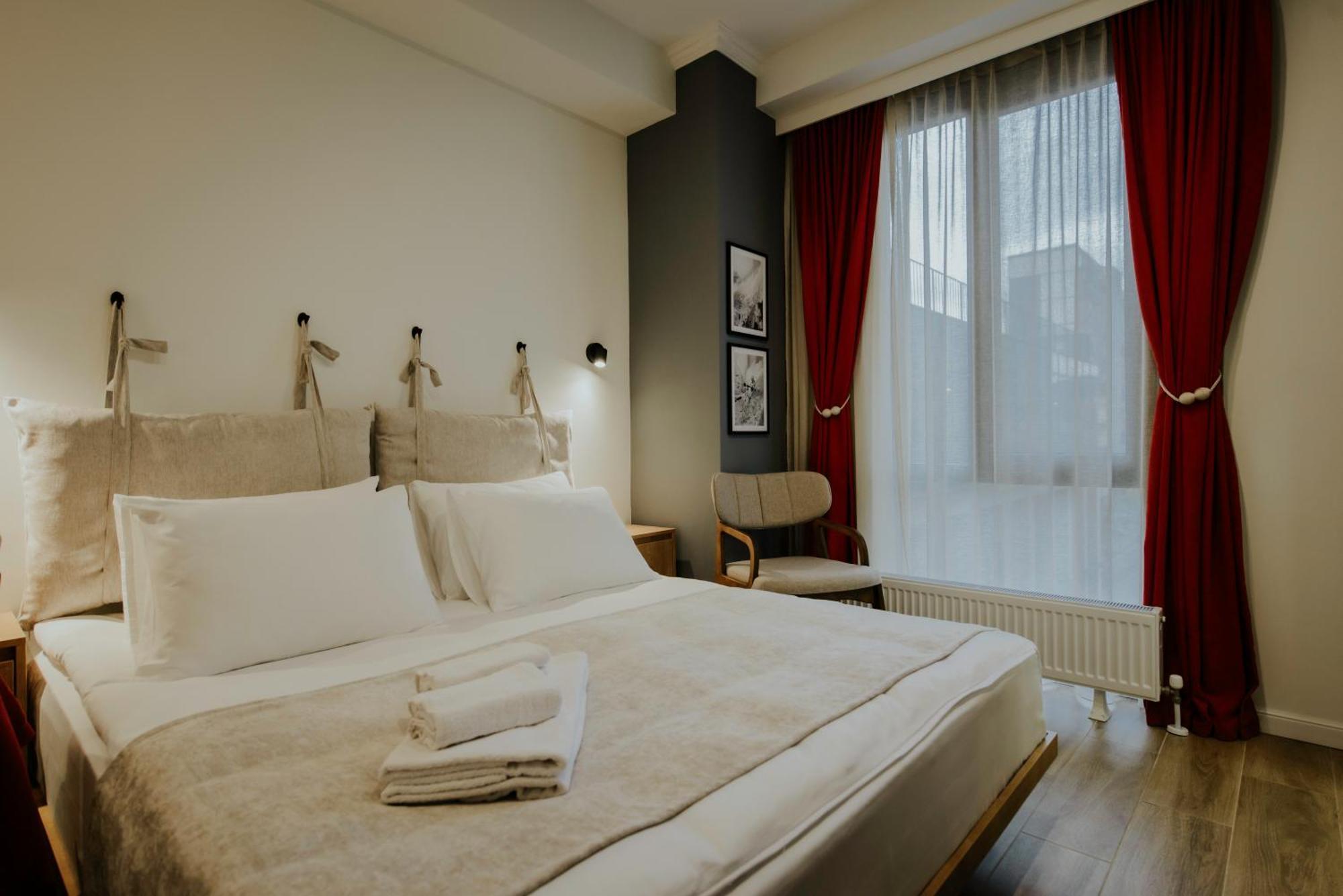 Luxury Inn Grand Residences Tbilisi Exterior photo